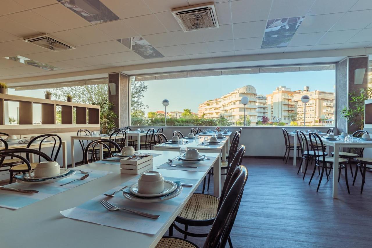 Hotel Imperiale Cattolica Zewnętrze zdjęcie
