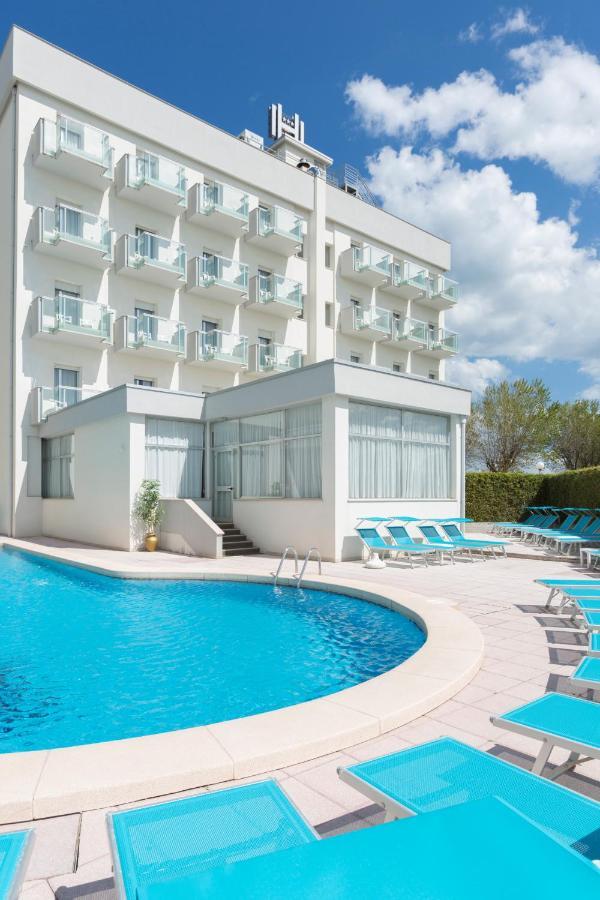 Hotel Imperiale Cattolica Zewnętrze zdjęcie