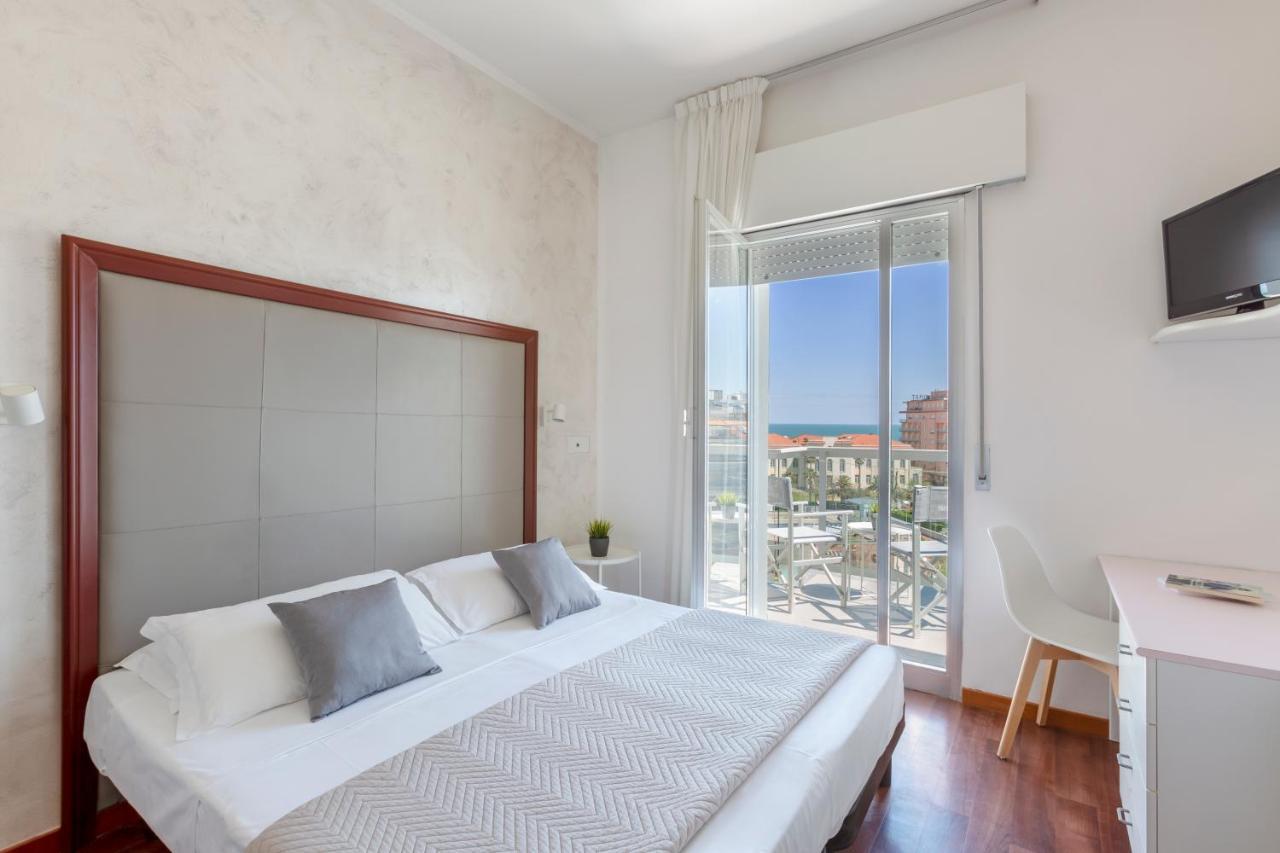 Hotel Imperiale Cattolica Zewnętrze zdjęcie
